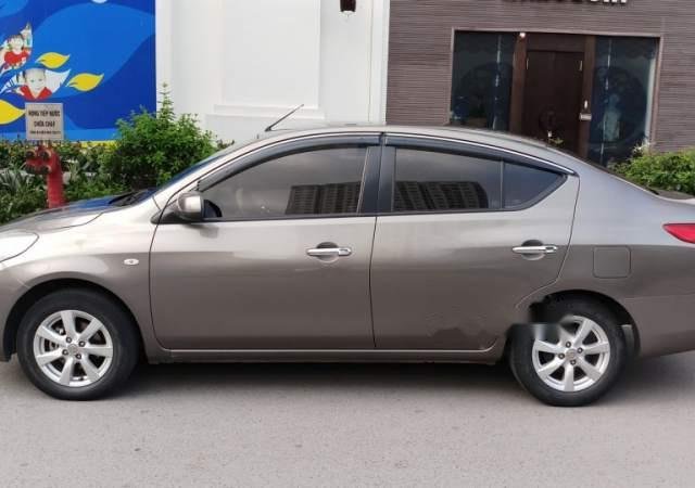 Cần bán gấp Nissan Sunny đời 2014, ít sử dụng0