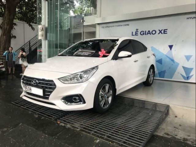 Bán ô tô Hyundai Accent 1.4 MT sản xuất 2019, màu trắng