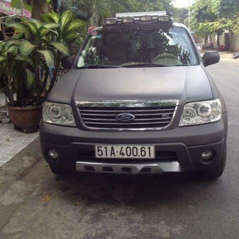 Bán Ford Escape đời 2005, màu xám, 200 triệu