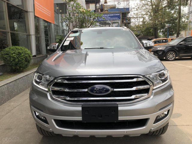 Ford Lào Cai bán xe Ford Everest các phiên bản: Ambient, Trend, Titanium số sàn, số tự động, 1 cầu, 2 cầu, đủ màu