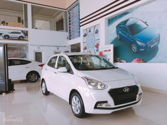 Cần bán Hyundai Grand i10 MT Sedan năm 2020, màu trắng 