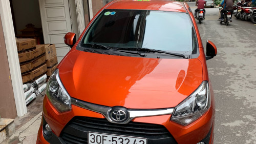 Cần bán xe Toyota Wigo AT sản xuất năm 2018, màu đỏ