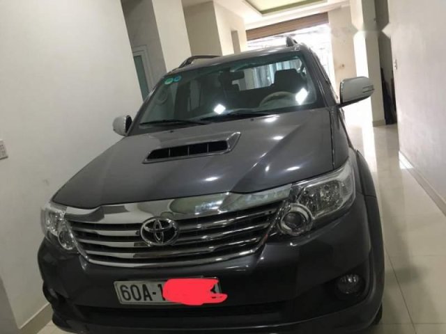 Bán xe Toyota Fortuner đời 2015, màu xám, 750 triệu