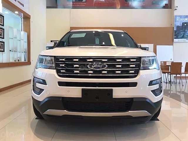 Cần bán Ford Explorer limited sản xuất 2019, màu trắng, nhập khẩu  