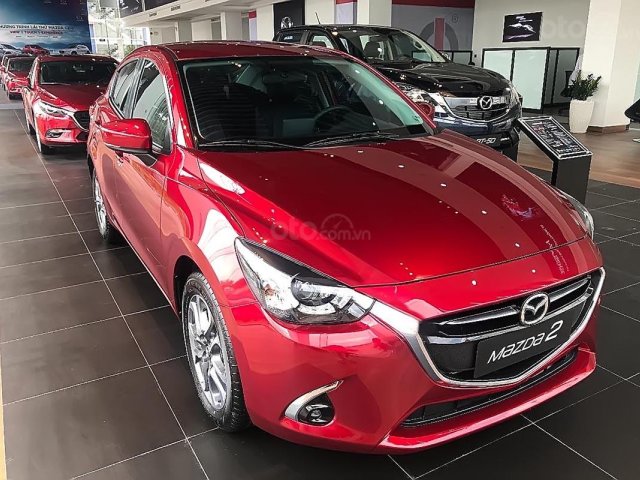 Bán Mazda 2 Premium 2019, màu đỏ, nhập khẩu