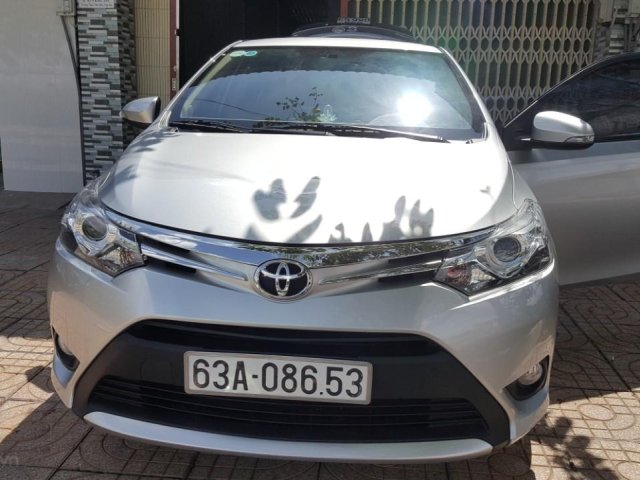 Bán Toyota Vios G 1.5AT màu bạc, số tự động, sản xuất 2018, xe đẹp như mới