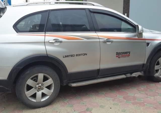 Cần bán xe Chevrolet Captiva sản xuất năm 2008, màu bạc 0