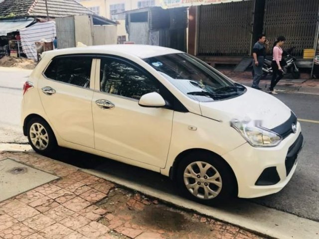 Chính chủ bán Hyundai Grand i10 năm 2015, màu trắng, xe nhập