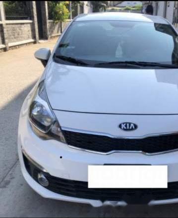 Bán xe Kia Rio năm sản xuất 2016, màu trắng, nhập khẩu, 395tr