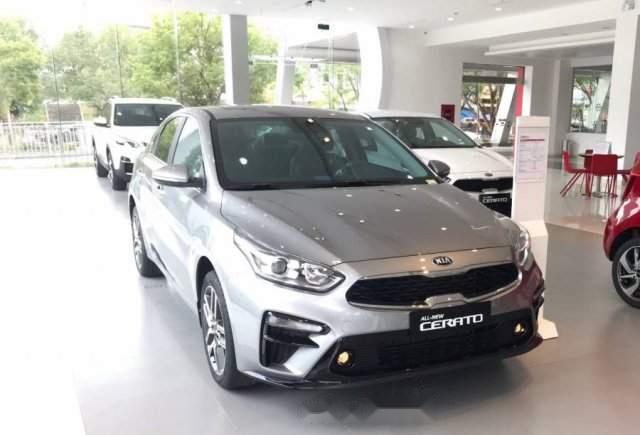 Bán Kia Cerato 1.6 Deluxe năm sản xuất 2019, giá thấp, giao nhanh toàn quốc0