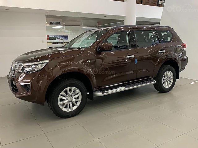 Bán ô tô Nissan Terra đời 2018, màu nâu, nhập khẩu nguyên chiếc0