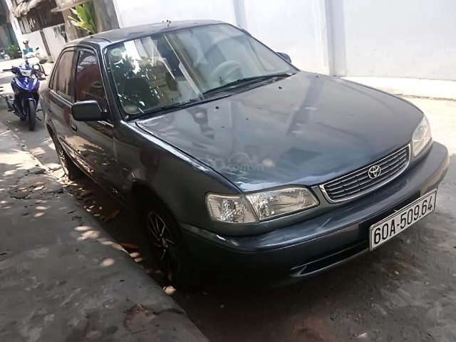 Cần bán Toyota Corolla altis đời 2001 chính chủ