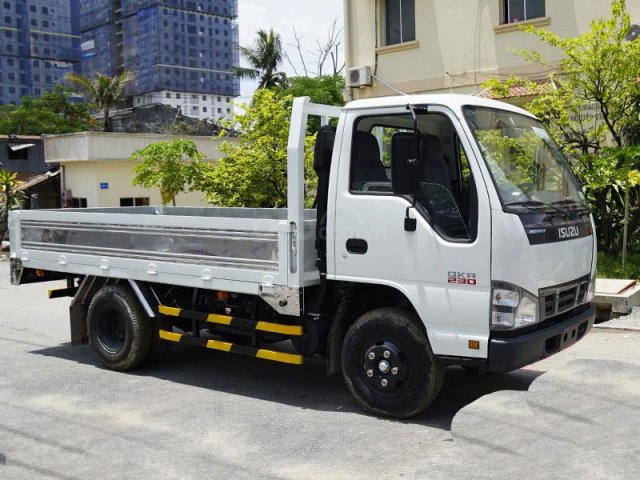 Xe tải Isuzu QKR77FE4 2T5 thùng lửng xe Nhật nhập khẩu