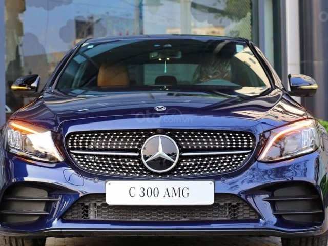 [Nha Trang] Bán xe Mercedes C300 AMG đủ màu, giao ngay. LH 09873138370