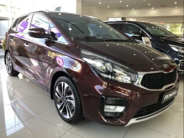 Bán xe Kia Rondo sản xuất 2019, màu đỏ