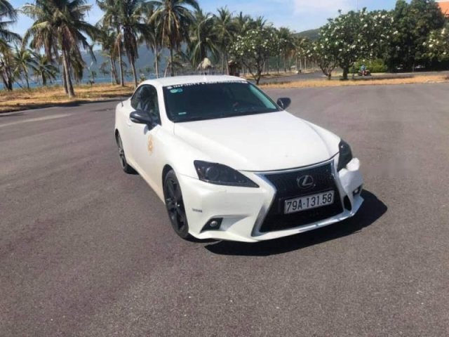 Bán ô tô Lexus IS sản xuất năm 2009, màu trắng, nhập khẩu nguyên chiếc chính chủ