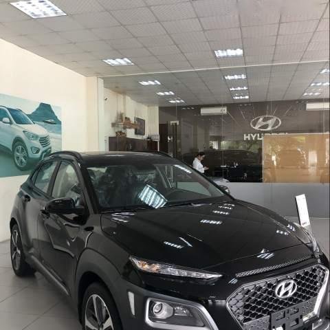 Bán xe Hyundai Kona sản xuất 2019, màu đen, nhập khẩu nguyên chiếc