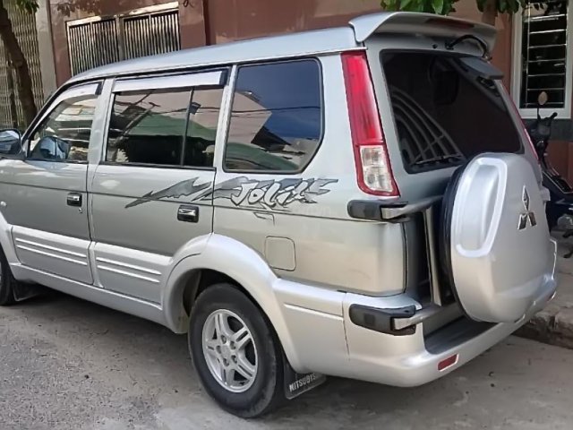 Cần bán Mitsubishi Jolie 2004, màu xám chính chủ0