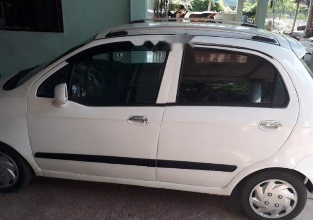 Cần bán Chevrolet Spark năm sản xuất 2009, màu trắng chính chủ