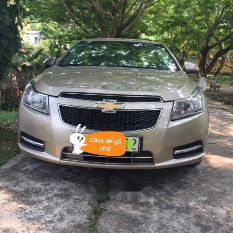 Bán Chevrolet Cruze đời 2011, màu vàng, xe gia đình