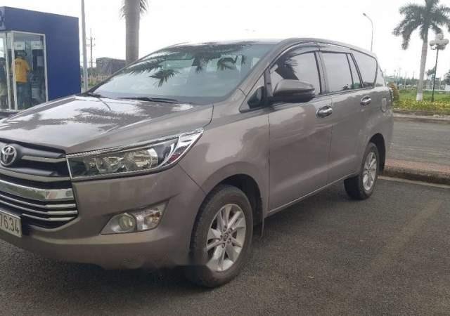 Bán Toyota Innova 2.0E năm sản xuất 2018, giá tốt0