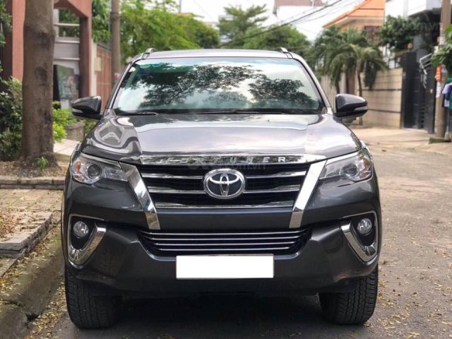 Bán xe Toyota Fortuner 2018 số tự động, máy xăng, nhập Indo0