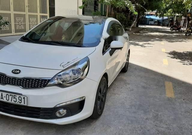 Chính chủ bán Kia Rio MT sản xuất năm 2016, màu trắng0