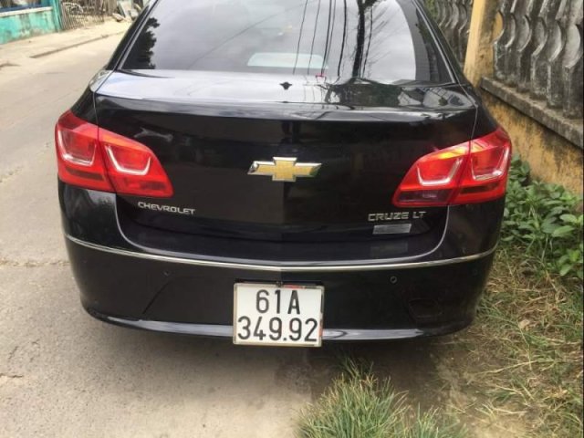 Cần bán Chevrolet Cruze MT năm 2016, màu đen, xe nguyên rin