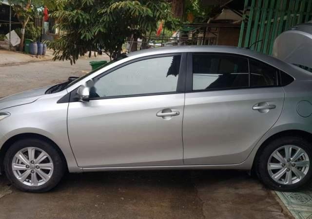 Cần bán lại xe Toyota Vios MT đời 2016, màu bạc, nhập khẩu, xe đẹp0