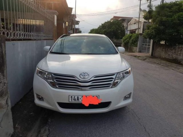 Cần bán lại xe Toyota Venza 2.7AT 2010, màu trắng, nhập khẩu nguyên chiếc, xe còn rất mới ít sử dụng0