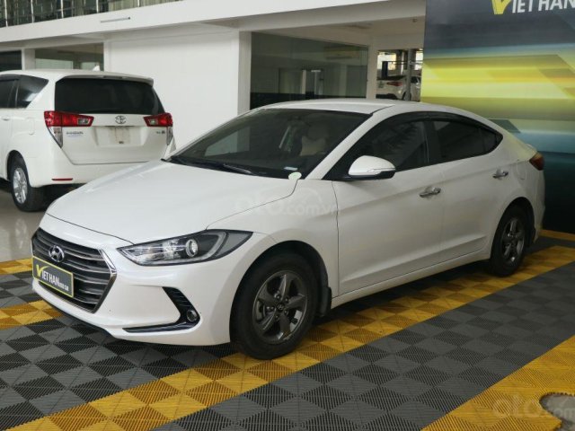 Bán xe Hyundai Elantra GLS năm sản xuất 2018, màu trắng, 528 triệu0