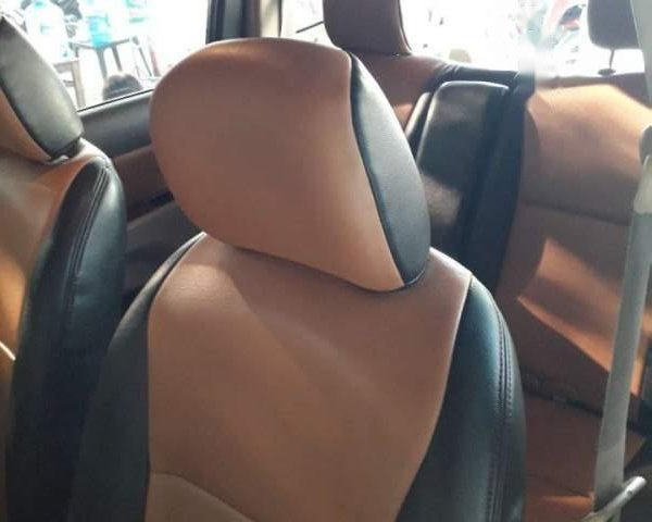 Bán Nissan Grand livina năm 2013, màu bạc, xe nhập số tự động0