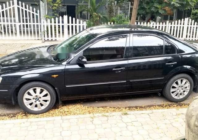 Chính chủ bán Ford Mondeo sản xuất năm 2003, màu đen, nhập khẩu nguyên chiếc