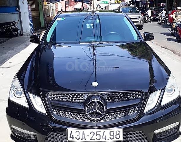 Bán Mercedes D sản xuất năm 2010, màu đen, giá chỉ 720 triệu0