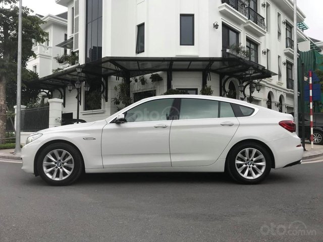 Bán ô tô BMW 5 Series 528i Gran Turismo 2015 siêu đẹp