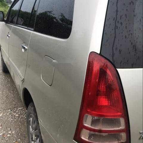 Bán Toyota Innova 2006, màu bạc, máy êm0