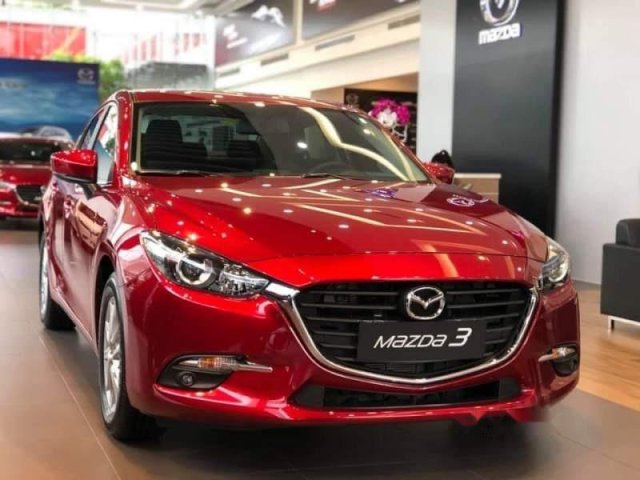 Cần bán xe Mazda 3 năm sản xuất 2019, màu đỏ, mới 100%