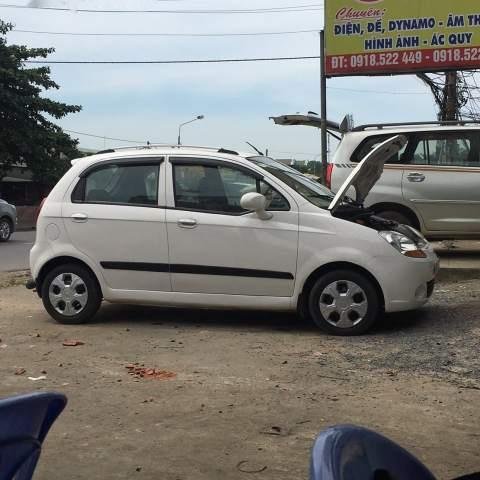 Cần bán xe Chevrolet Spark năm sản xuất 2012, màu trắng