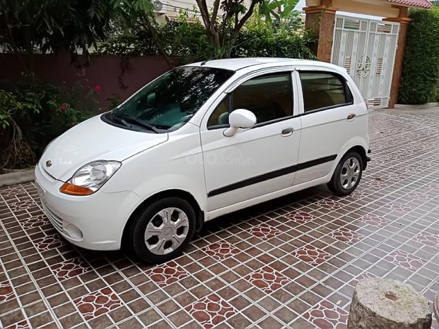 Bán ô tô Chevrolet Spark Lite Van 0.8 MT năm 2013, màu trắng, nguyên bản như từ mới