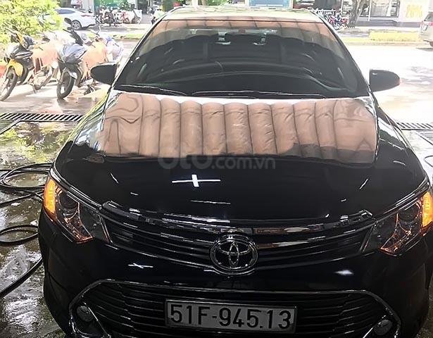 Cần bán Toyota Camry E đời 2016, màu đen, nhập khẩu nguyên chiếc chính chủ