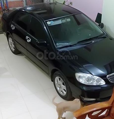 Cần bán Toyota Corolla Altis năm 2004, màu đen xe gia đình, 265tr