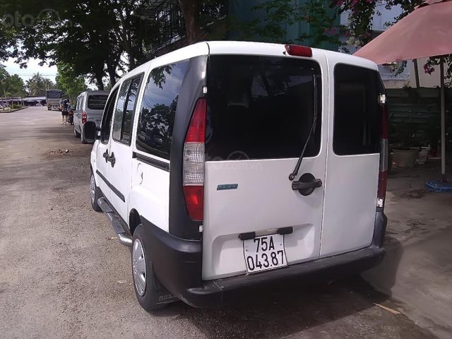 Cần bán Fiat Doblo 1.6 đời 2004, màu trắng