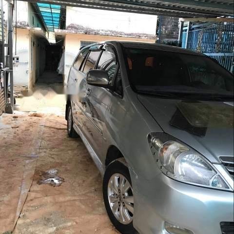 Chính chủ bán Toyota Innova G sản xuất năm 2010, màu bạc