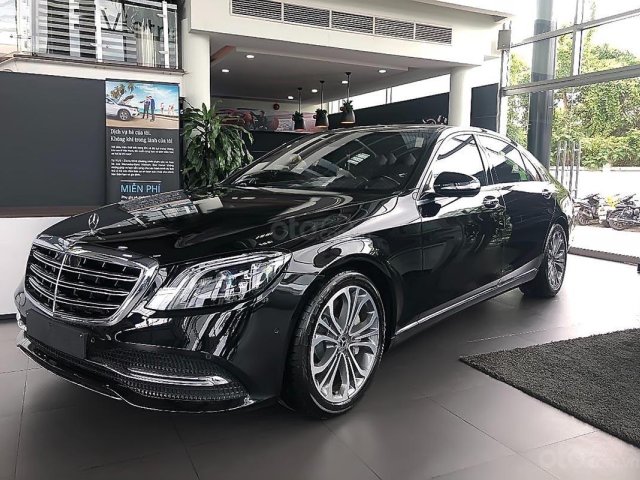 Bán xe Mercedes S450 Luxury đời 2019, màu đen0