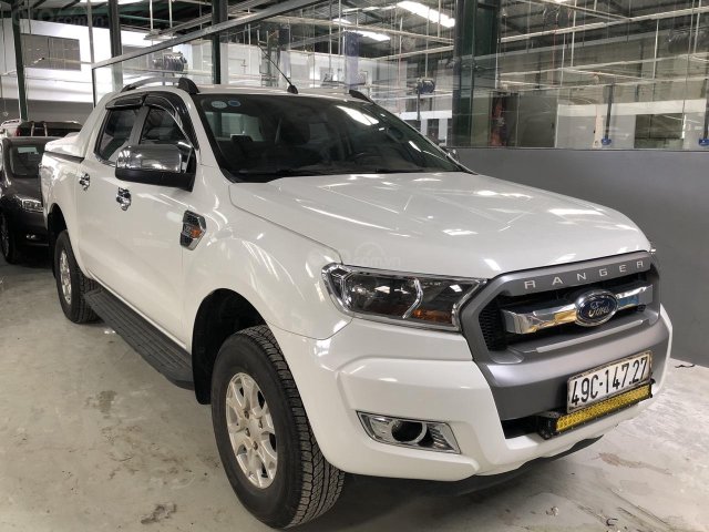 Cần bán Ford Ranger XLS AT 2.2 sản xuất 2017, màu trắng, nhập khẩu