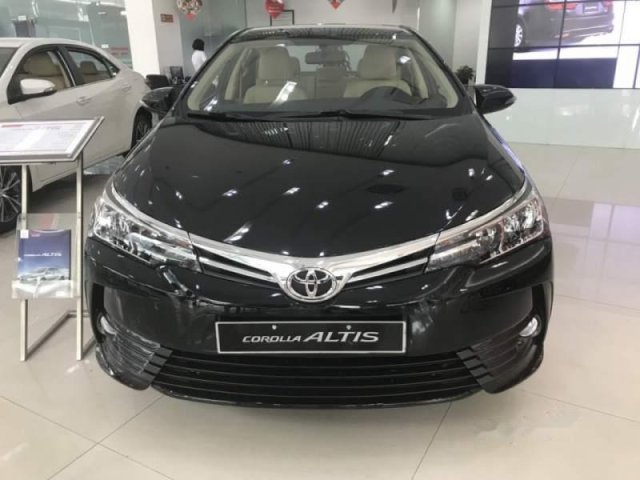 Bán Toyota Corolla altis 1.8G sản xuất năm 2019, màu đen, giá tốt