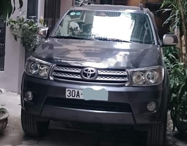 Cần bán Toyota Fortuner 2.5G đời 2010, giá tốt0