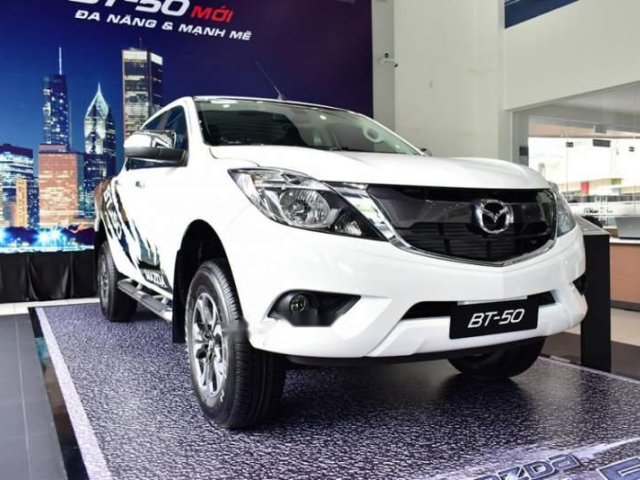 Bán xe Mazda BT 50 đời 2019, màu trắng, nhập khẩu  0