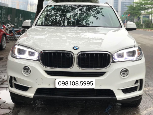 Chính chủ bán xe BMW X5 sản xuất 2016, màu trắng0