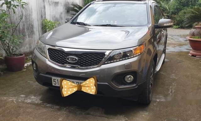 Cần bán gấp Kia Sorento GAT năm sản xuất 2010, màu xám, xe nhập, giá 550tr0